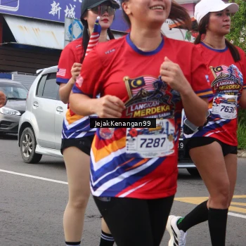 Runner Photo 6008316