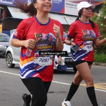 Runner Photo 6008317