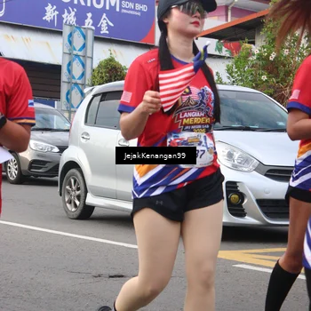 Runner Photo 6008339