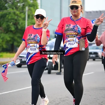 Runner Photo 6008353