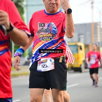 Runner Photo 6008367
