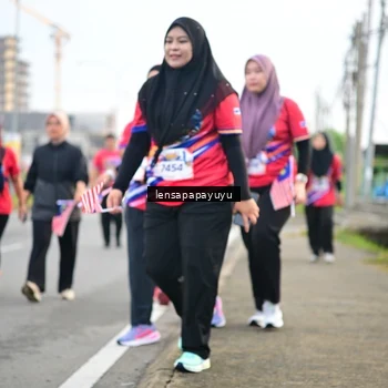 Runner Photo 6008372