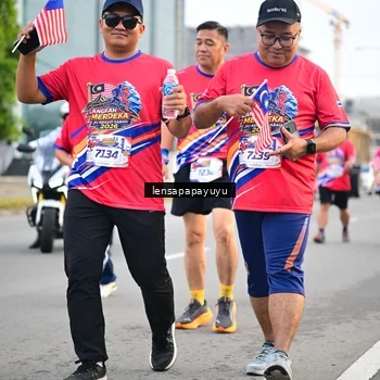 Runner Photo 6008374