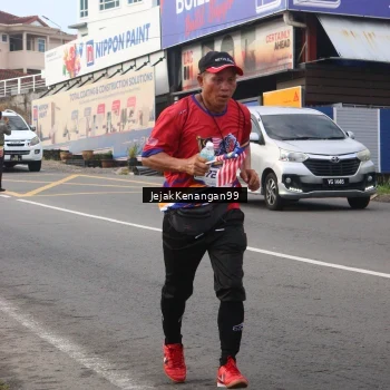 Runner Photo 6008379