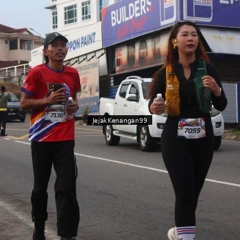 Runner Photo 6008407