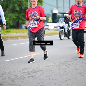 Runner Photo 6008410
