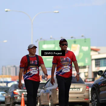 Runner Photo 6008435