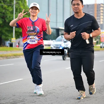 Runner Photo 6008443