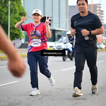 Runner Photo 6008444