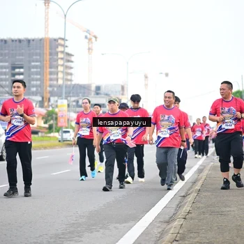 Runner Photo 6008452