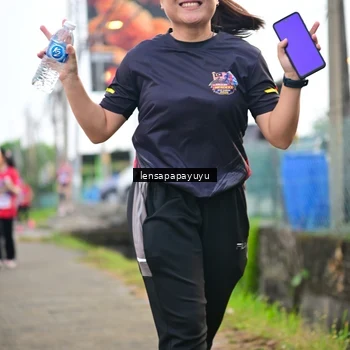 Runner Photo 6008463