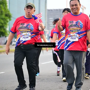 Runner Photo 6008474