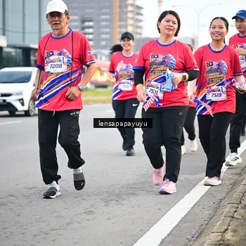 Runner Photo 6008475