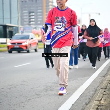 Runner Photo 6008499