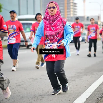 Runner Photo 6008519