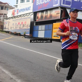 Runner Photo 6008545