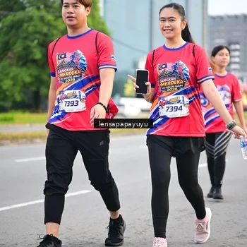 Runner Photo 6008546
