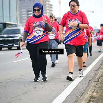 Runner Photo 6008573