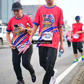 Runner Photo 6008592