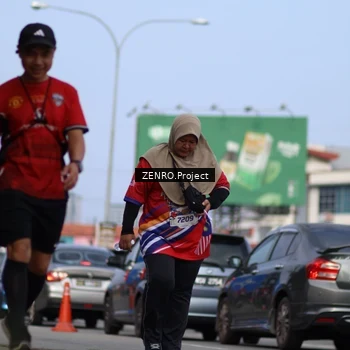 Runner Photo 6008608