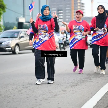 Runner Photo 6008616