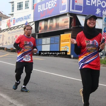 Runner Photo 6008638