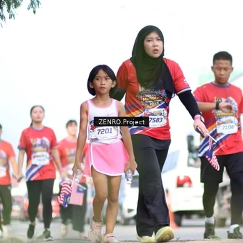 Runner Photo 6008643