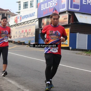 Runner Photo 6008654