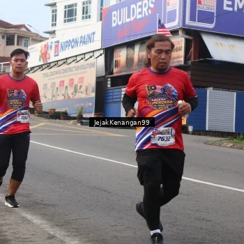 Runner Photo 6008660