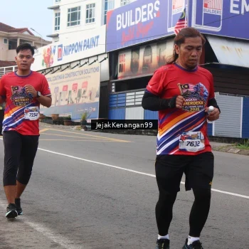 Runner Photo 6008664