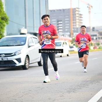 Runner Photo 6008670