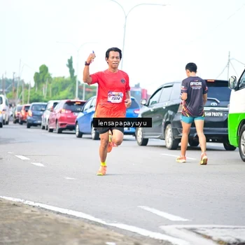 Runner Photo 6008697