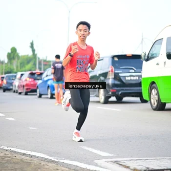 Runner Photo 6008707