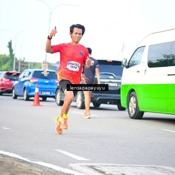 Runner Photo 6008708