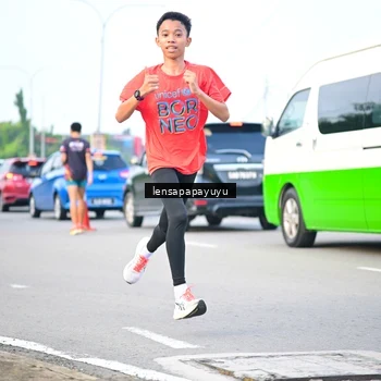 Runner Photo 6008709