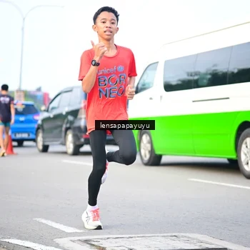Runner Photo 6008711