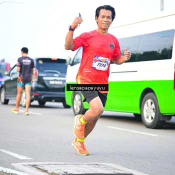 Runner Photo 6008716