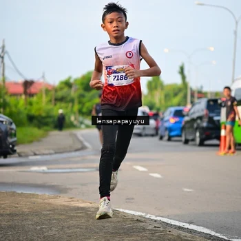 Runner Photo 6008743