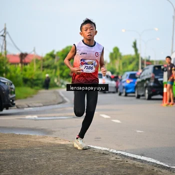 Runner Photo 6008745