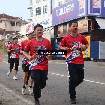 Runner Photo 6008747