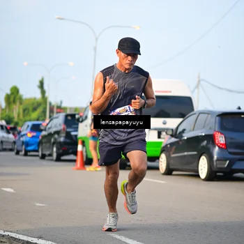 Runner Photo 6008757