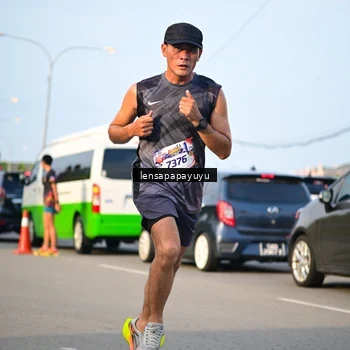 Runner Photo 6008762