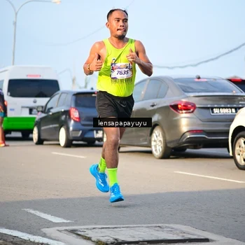 Runner Photo 6008781