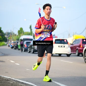 Runner Photo 6008796