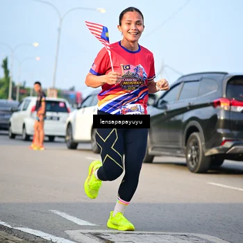 Runner Photo 6008798