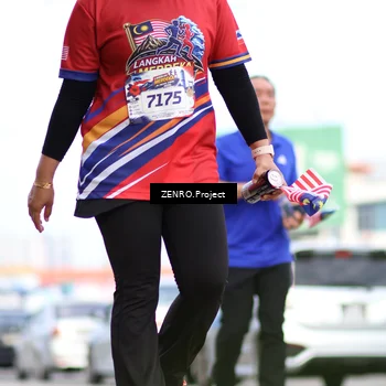 Runner Photo 6008802