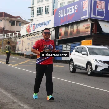 Runner Photo 6008875