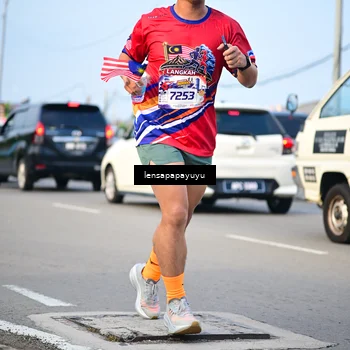 Runner Photo 6008882