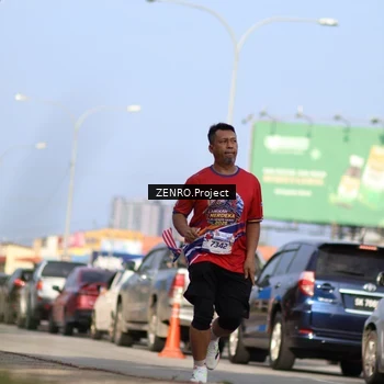Runner Photo 6008934
