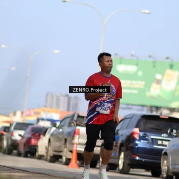 Runner Photo 6008994